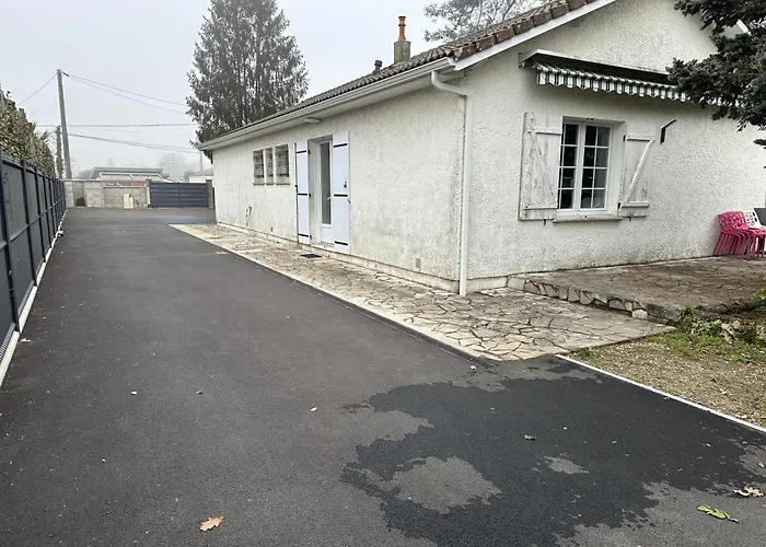 Maison Familiale Dans Le Medoc *